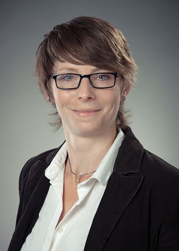 r. Anke Benten