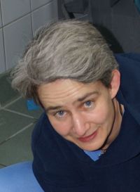 Dr. Stephanie Groß