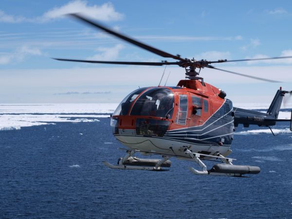 Flugzählungen von Walen vom Helikopter des Forschungsschiffes Polarstern