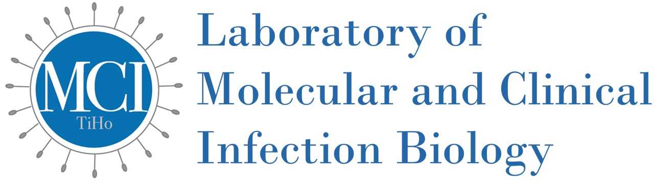 zu sehen ist das Logo der Arbeitsgruppe, ein Virus mit dem Schriftzug "MCI", daneben steht "Laboratory of Molecular and Clinical Infection Biology"