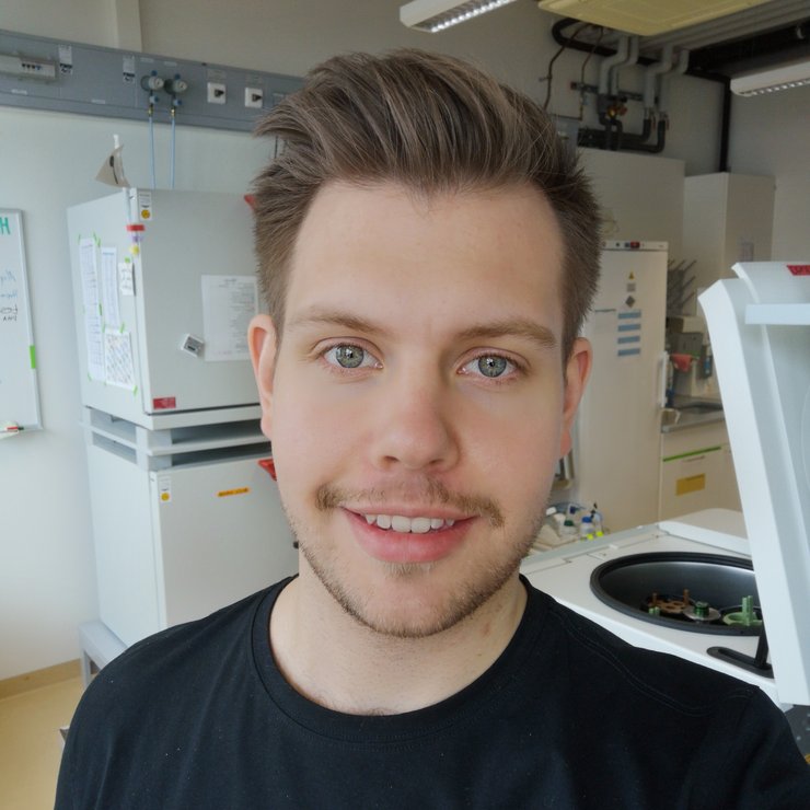 zu sehen ist Max Busch