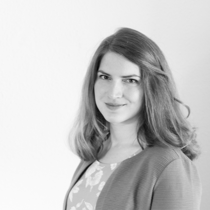 Dr. Lena K. Käufer