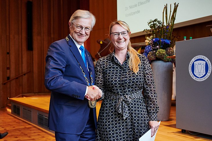 Dr. Gerhard Greif, Dr. Nicole Elleuche