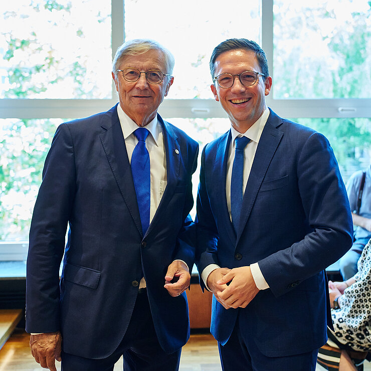 TiHo-Präsident Dr. Gerhard Greif und Wissenschaftsminister Falko Mohrs