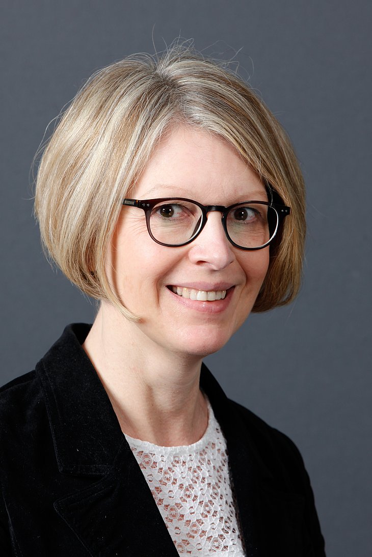 Portrait Anna Mikolon