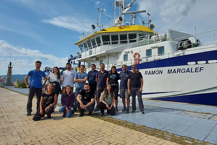 The observation team for the area in the Bay of Biscay. There, the researchers used a research vessel, as it is too far from the mainland for aircraft operations.