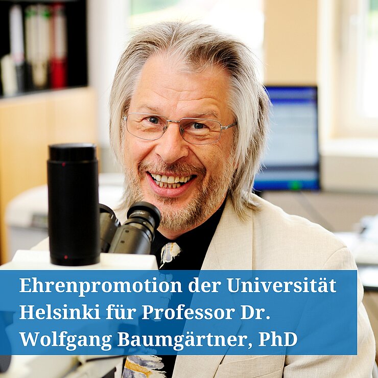 Professor Dr. Wolfgang Baumgärtner an einem Mikroskop