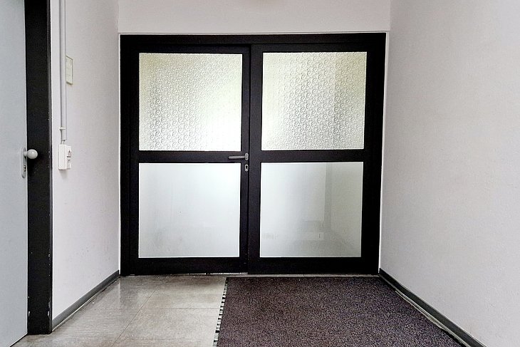 Brandschutztür im EG des TiHo-Towers 