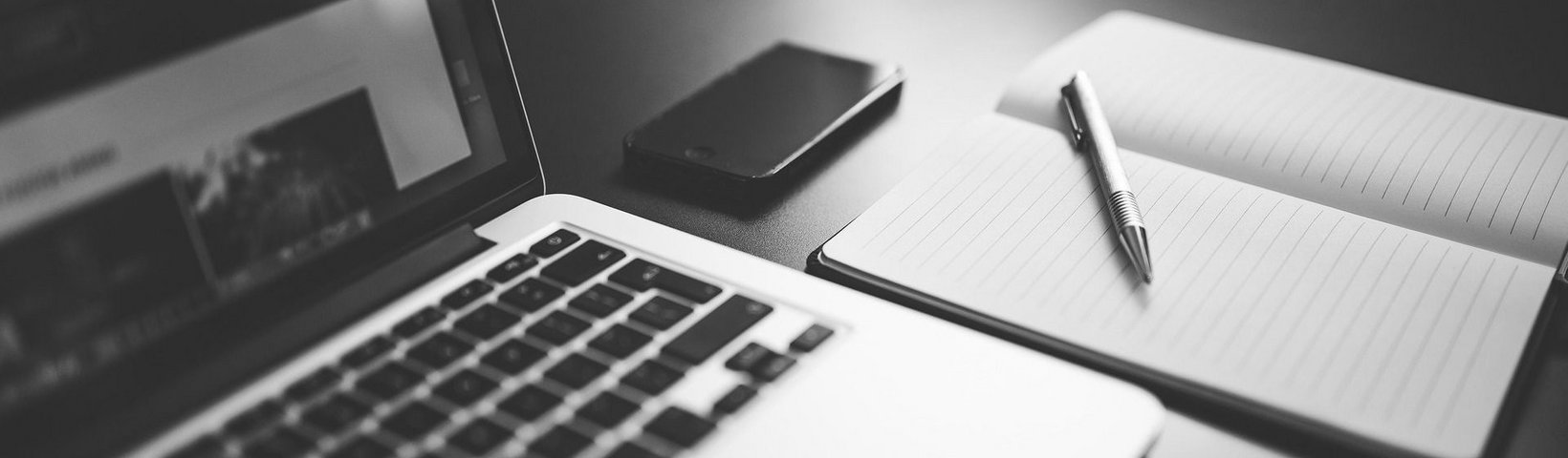 Pexels-Pixabay laptop