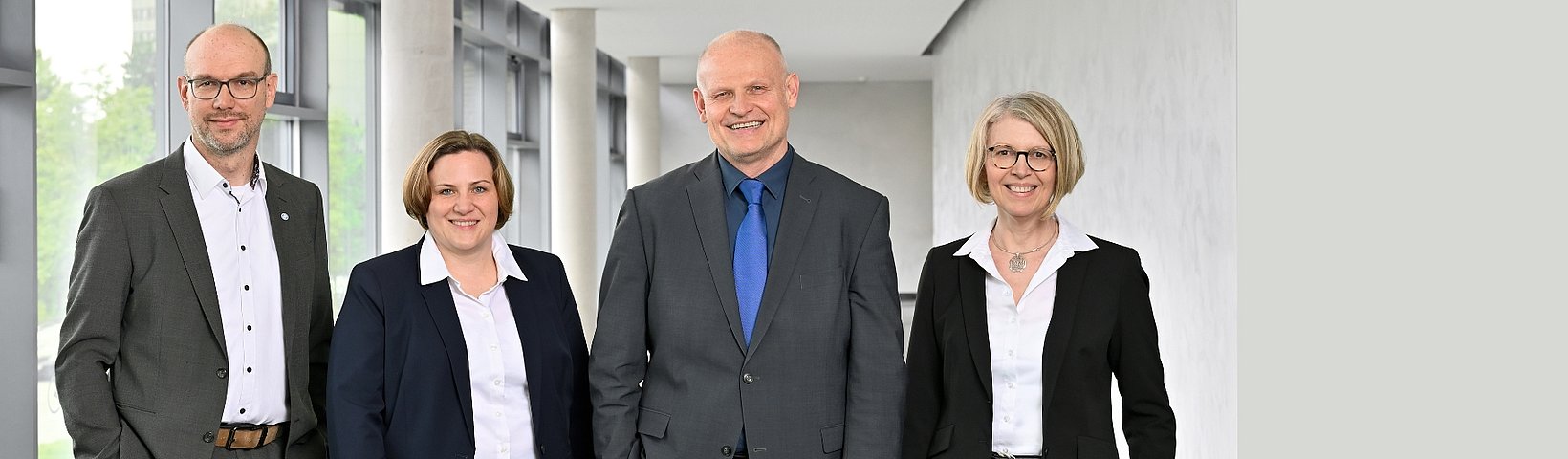 Prof. Dr. Michael Pees, Prof. Dr. Andrea Tipold, Prof. Dr. Klaus Osterrieder, Anna Mikolon 