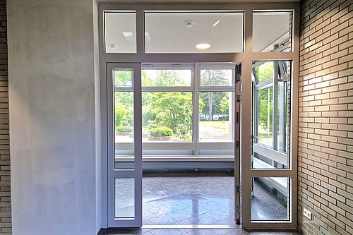 Brandschutztür im EG des TiHo-Towers 